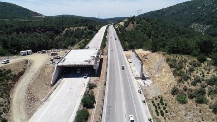 Ekolojik Köprülerin Yapımına Başlandı