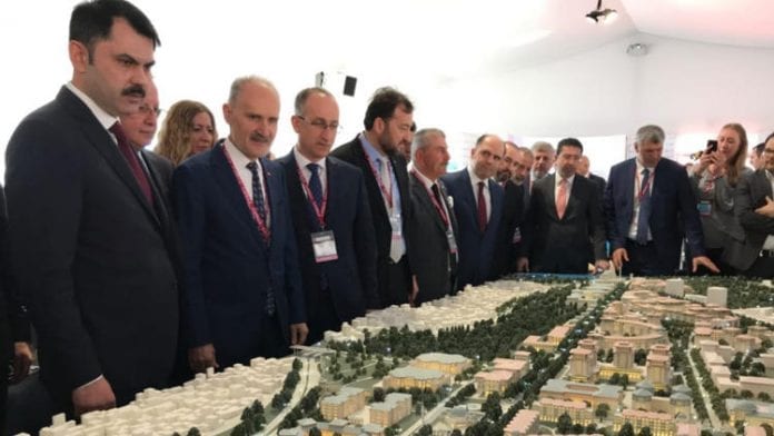 Murat Kurum MIPIM 2019 Fuarını Gezdi!