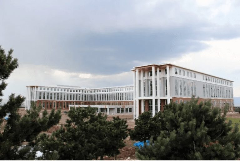 Doğu Anadolu’nun En Büyük Eğitim Bina İnşaatı Bitmek Üzere