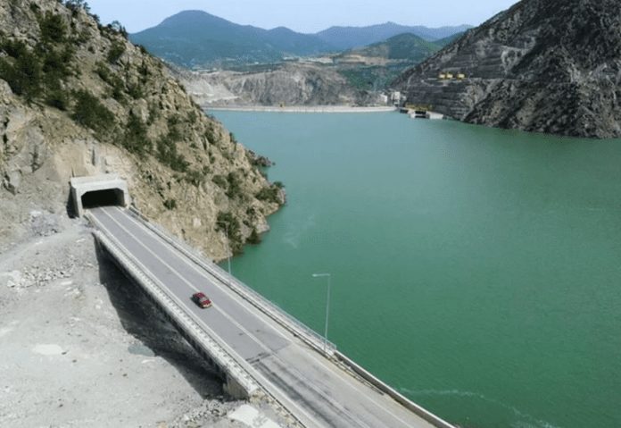DSİ'den Artvin'de 3 Milyar Liralık Ulaşım Yatırımı