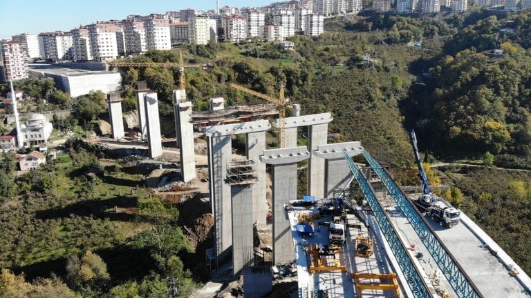Türkiye'nin Maliyeti En Yüksek Şehir İçi Yol İnşaatlarından Biri Olarak Gösteriliyor