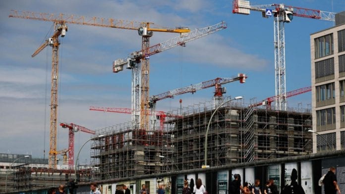 Euro Bölgesi'nde İnşaat Üretimi Şubatta Düştü