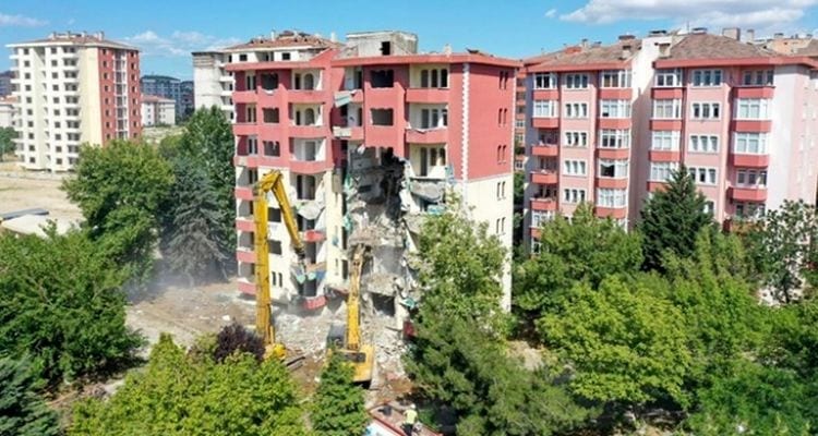 Okmeydanı'nda Kentsel Dönüşüm İçin İlk Kazma Kasım'da Vuruluyor!