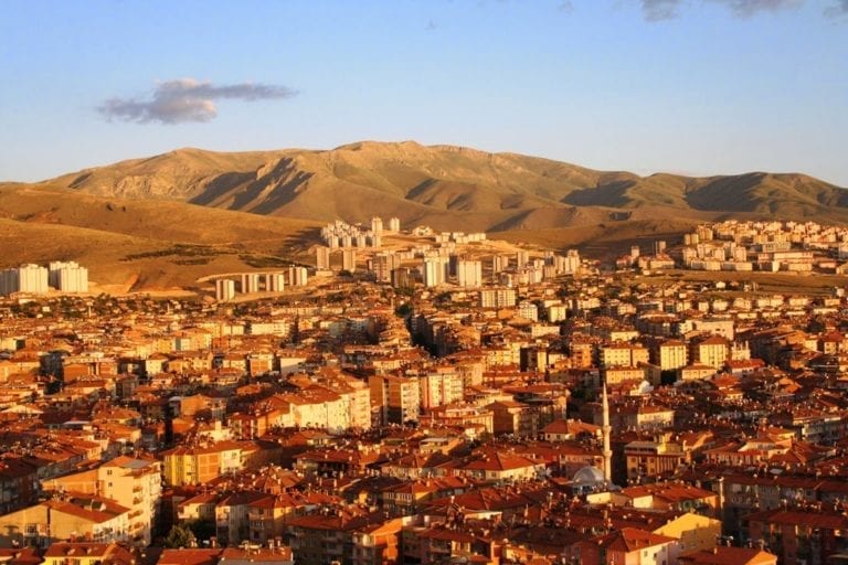 Beydağı'na Yeni Konut Ve İşyeri!
