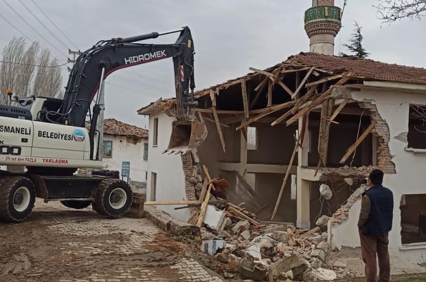 Yıkılan Cami Yeniden İnşa Edilecek!