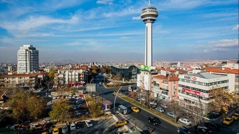 Ankara Küçükesat Semt Hali Yıkılıyor