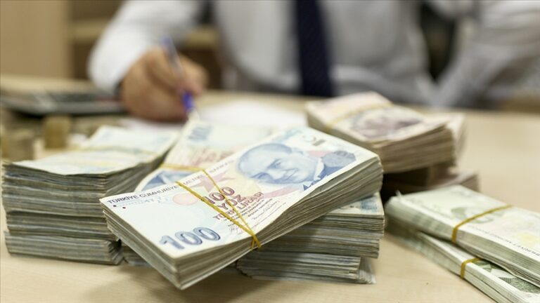 TÜİK: Türkiye Ekonomisi Yüzde 7,3 Büyüdü 