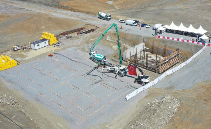Yalova Makine OSB’de Delfin’in Temeli Atıldı