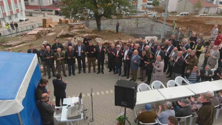 Metristepe Cami’sinin Temeli Atıldı
