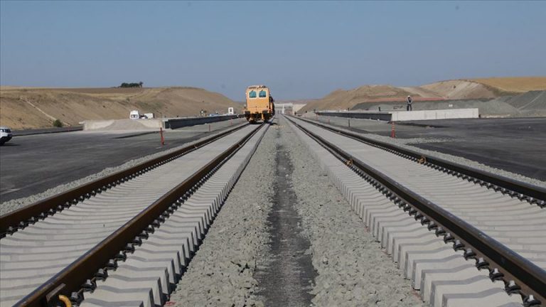 Ankara-Sivas Hızlı Tren Hattında İnşaat Çalışmaları Devam Ediyor