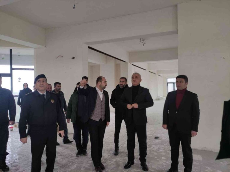 Vali Çakır, Tosya Belediyesi Yatırımlarını İnceledi