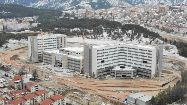 Kütahya Şehir Hastanesi’nde İnşaat Çalışmaları Sürüyor