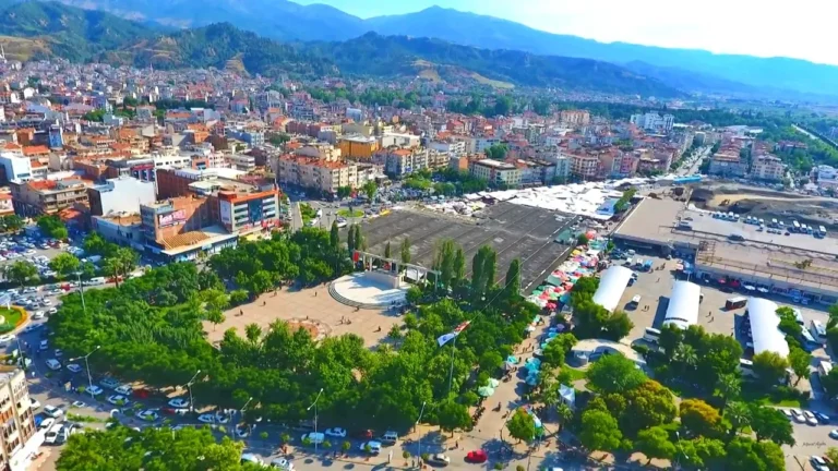 28 Okula Yıkım Kararı