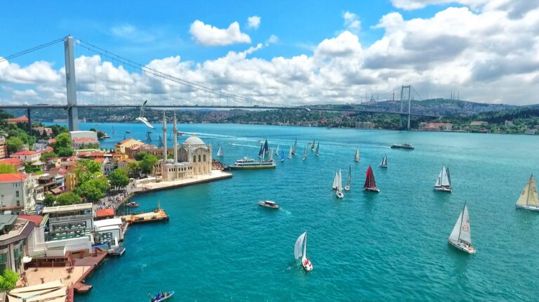 Torunlar GYO İstanbul Boğazı’na Otel, Yalı ve Rezidans İnşa Edecek