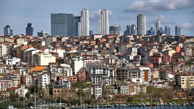 ‘’İstanbul’da Kentsel Dönüşüm 10-20 Yıl Sürebilir’’