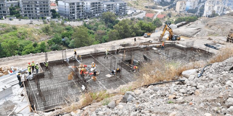 Büyükşehir Çalışanlarına Konut Projesi Yükseliyor