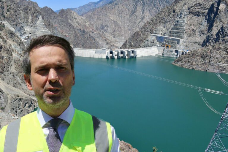 Enerji Bakanı Bayraktar: ‘’Yusufeli Barajı’nda Islak ve Kuru Testler Tamamlanmak Üzere’’