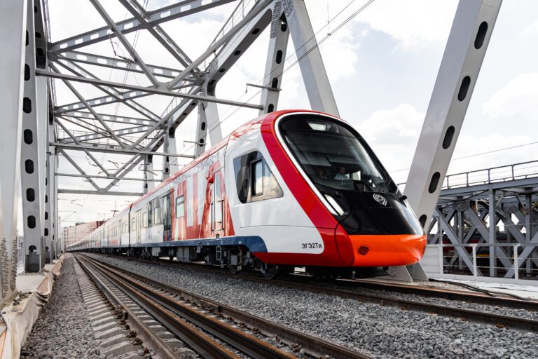 Moskova Metrosu’nun Yeni Yer Üstü Hattı Hizmete Girdi