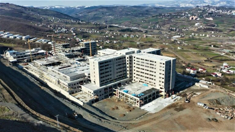 Samsun Şehir Hastanesi’nde İnşaat Çalışmaları Devam Ediyor