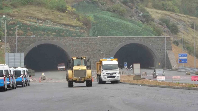 Trabzon’un Yeni Tünelleri 29 Ekim’de Ulaşıma Açılacak