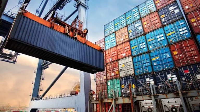 Dış Ticaret Açığı Kasım’da 28 Milyar Dolar Olarak Gerçekleşti