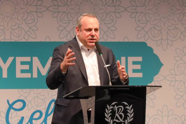 “İklim Krizine Karşı Binalarda Yeşil Dönüşümü Gerçekleştirmeliyiz”