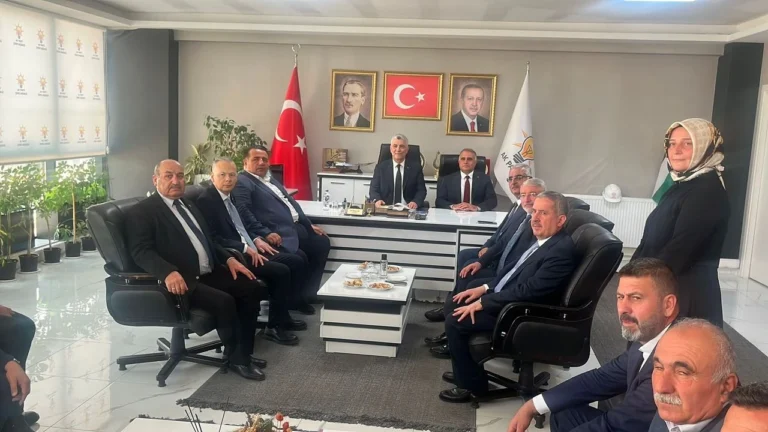 “Ahlatcı’ya 2. OSB’den 1650 Dönüm Yer Tahsis Edildi”