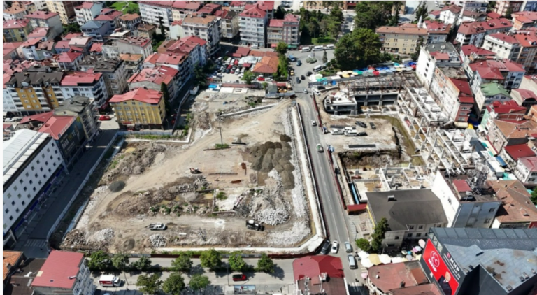 MİLLET DÜZÜ’NDE DÖNÜŞÜM HIZLA İLERLİYOR