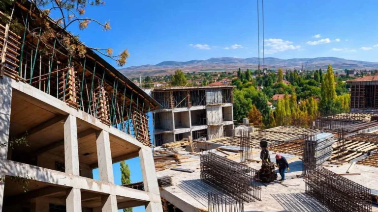 Kayseri’ye yapılan yeni Hükümet Konağı’nda sona doğru!