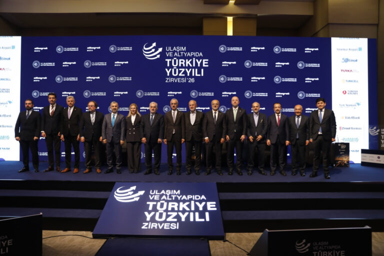 TÜRKİYE’NİN ULAŞIM VE ALTYAPISINDA YENİ YÜZYILIN ROTASI İSTANBUL’DA ÇİZİLDİ